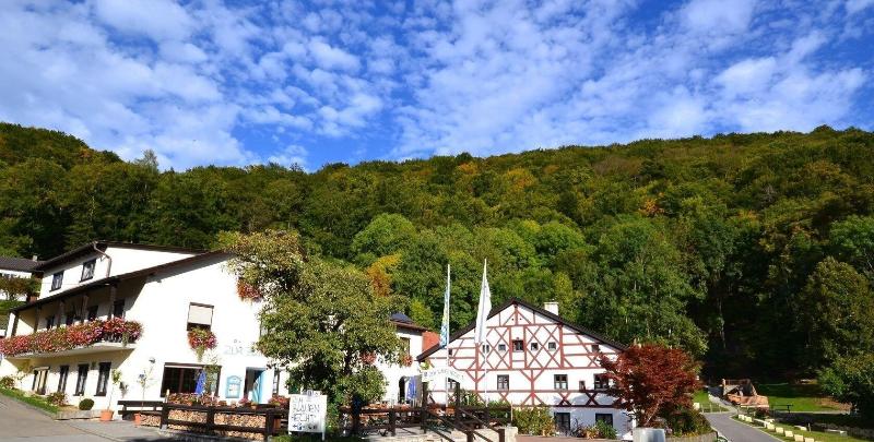 Zum blauen Hecht - Genel