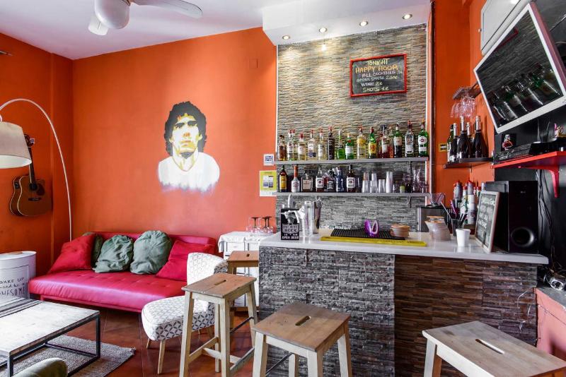 Hostel of the Sun - Bar