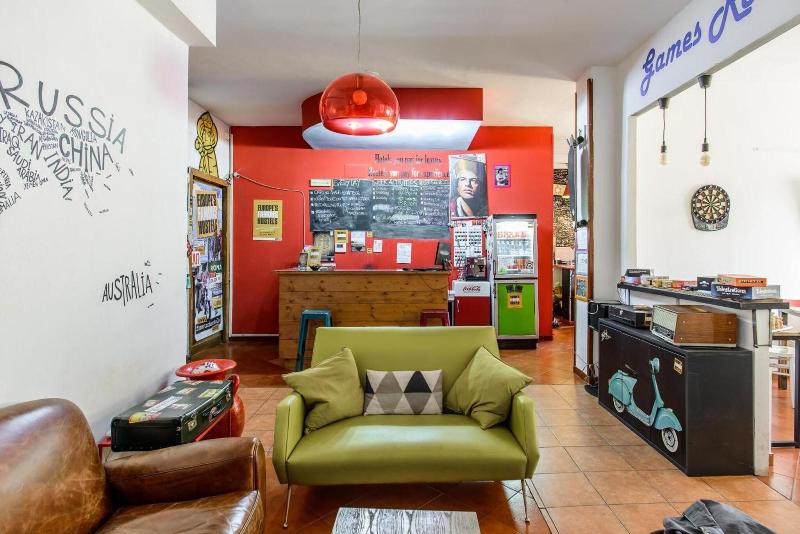 Hostel of the Sun - Lobi