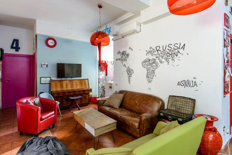 Hostel of the Sun - Genel