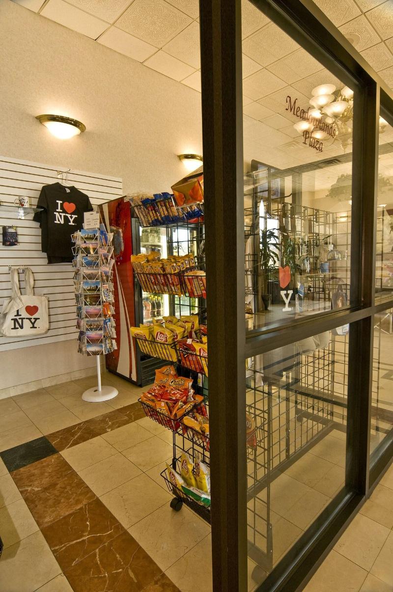 Meadowlands Plaza - Aktivite