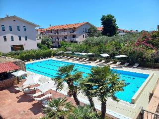 Apart Green Sporting Club