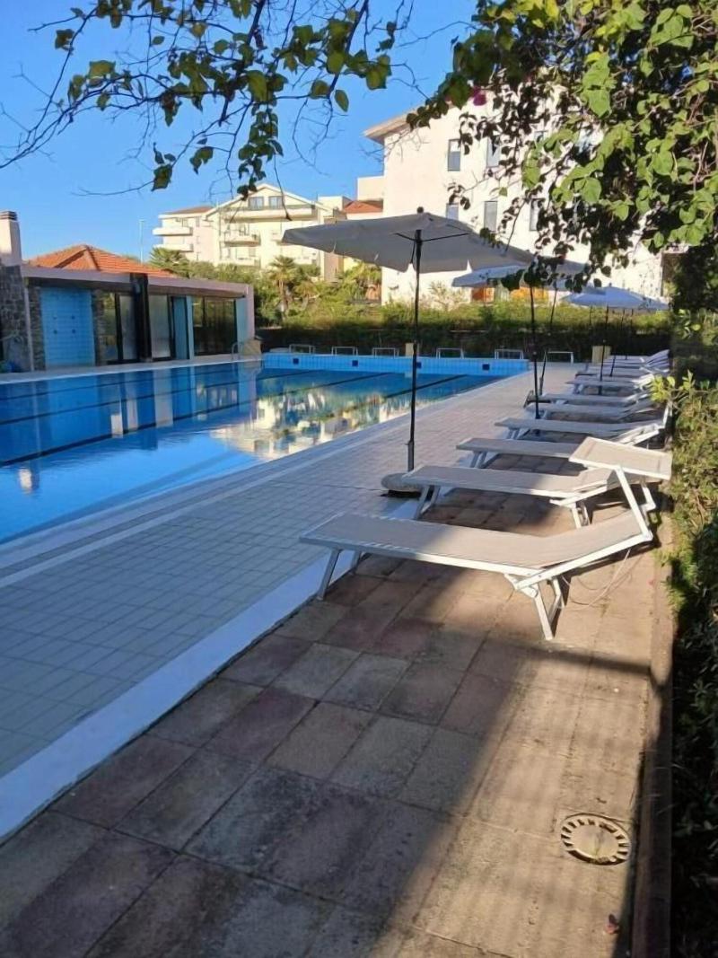 Apart Green Sporting Club - Genel