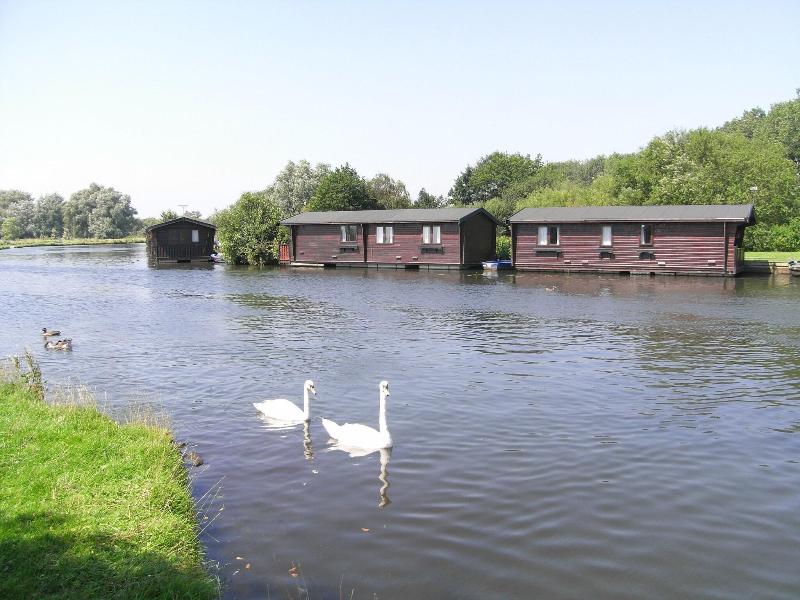 Wayford Bridge - Genel