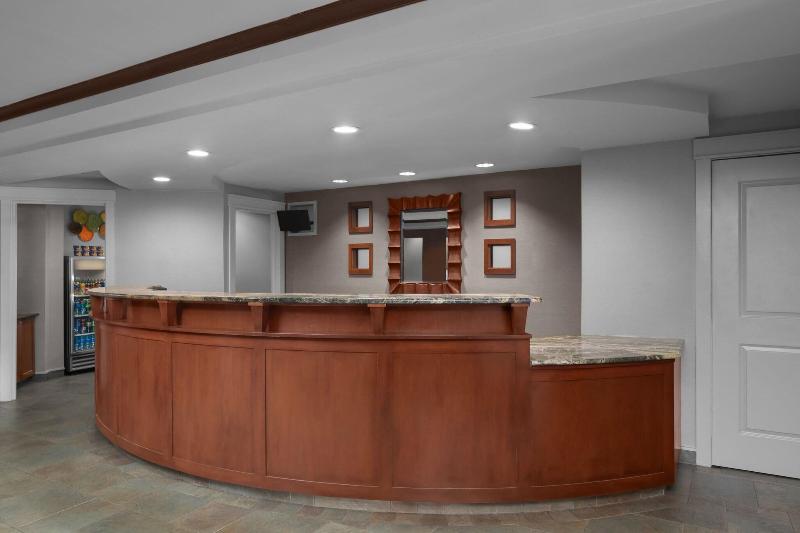 Residence Inn Long Island Holtsville - Lobi
