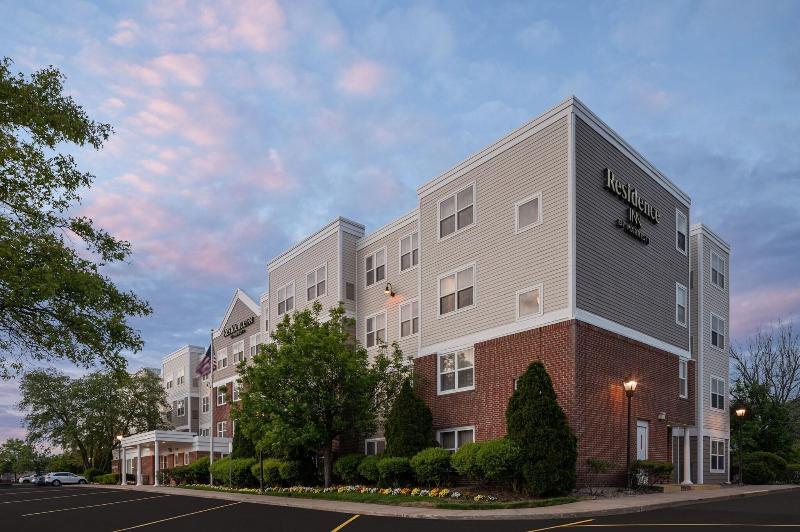 Residence Inn Long Island Holtsville - Genel