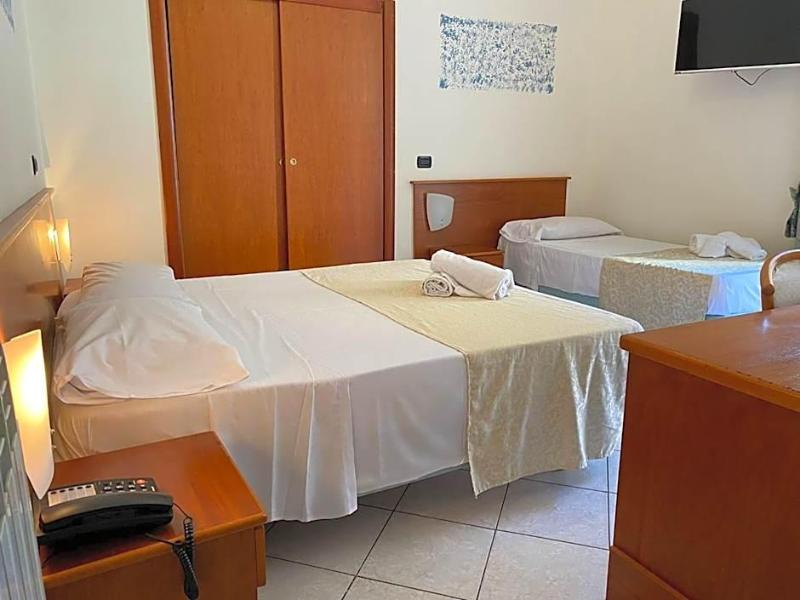 Hotel Eliseo Tourist Napoli - Oda