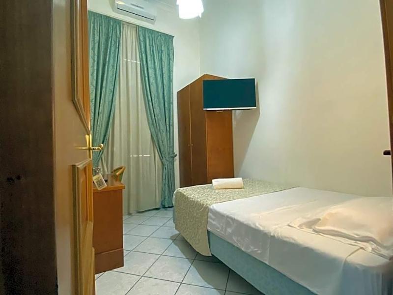 Hotel Eliseo Tourist Napoli - Oda