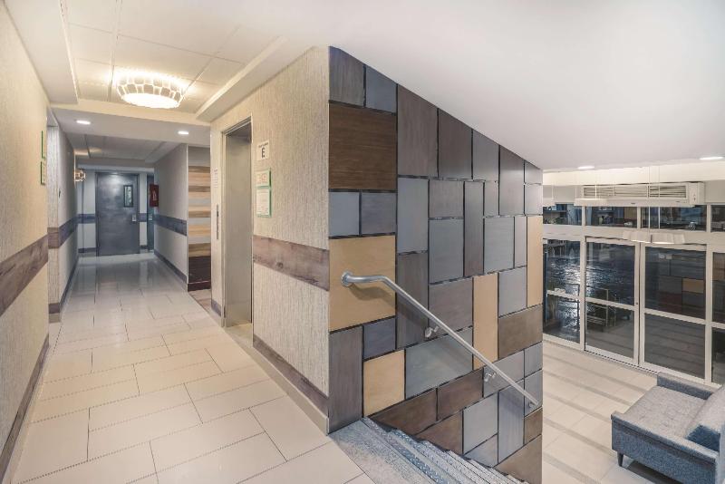 La Quinta Inn &Suites by Wyndham Brooklyn Downtown - Genel