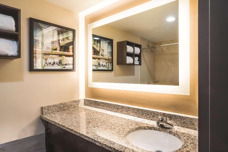 La Quinta Inn &Suites by Wyndham Brooklyn Downtown - Oda
