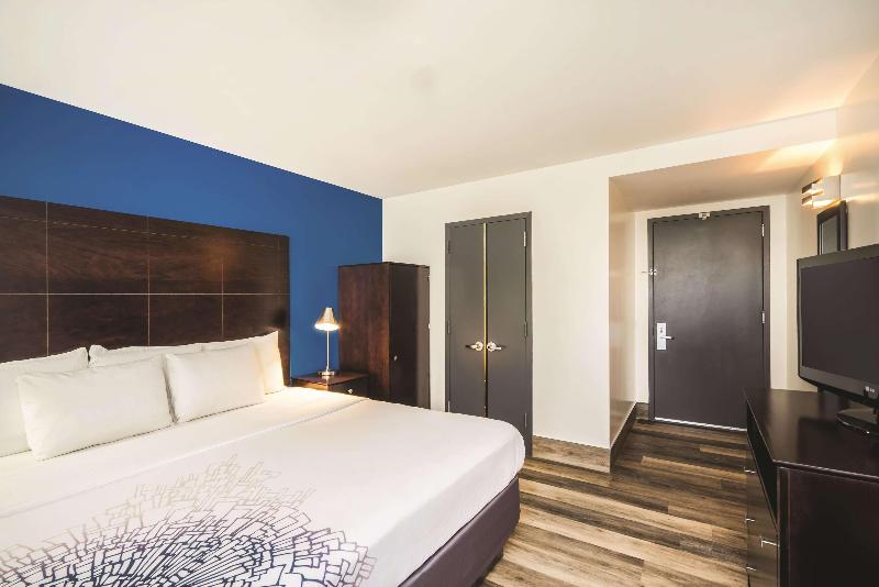 La Quinta Inn &Suites by Wyndham Brooklyn Downtown - Oda
