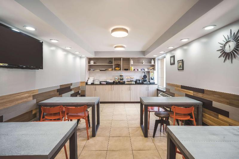 La Quinta Inn &Suites by Wyndham Brooklyn Downtown - Restoran