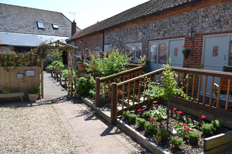 The Barns at Thorpe Market - Genel