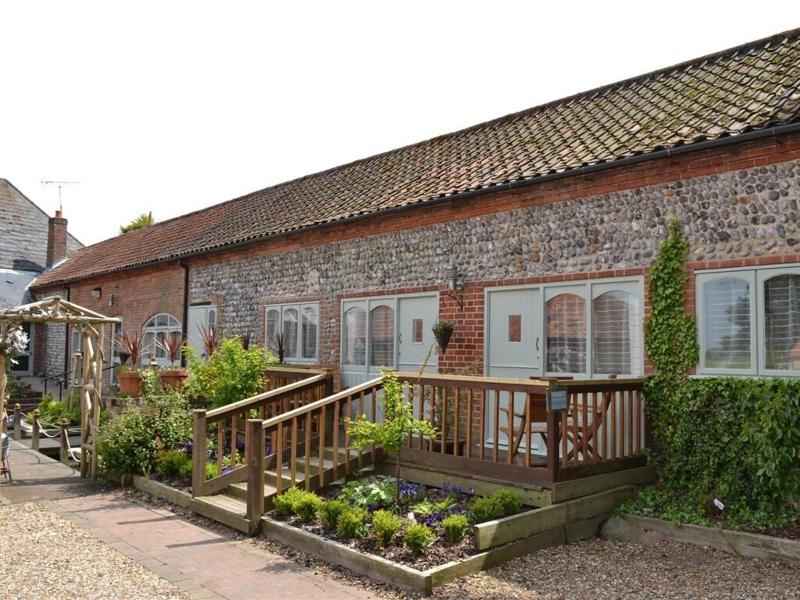 The Barns at Thorpe Market - Genel