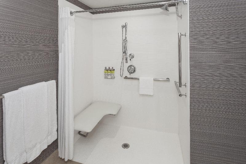 Holiday Inn Express & Suites Long Island-East End - Oda