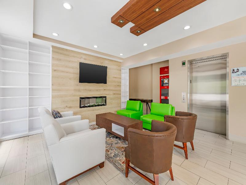 Country Inn & Suites by Radisson Staten Island - Lobi