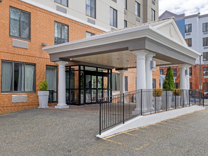 Country Inn & Suites by Radisson Staten Island - Genel