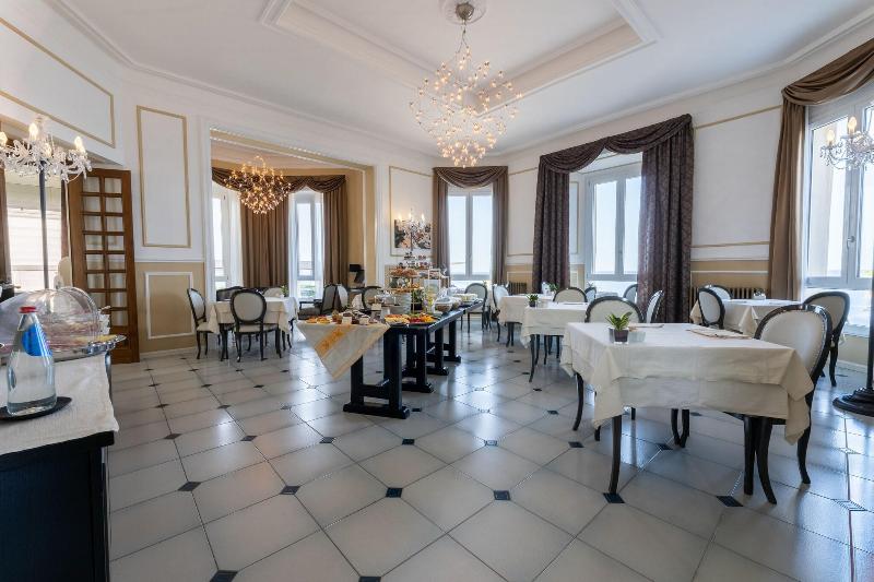 Villa Mosca - Lobi