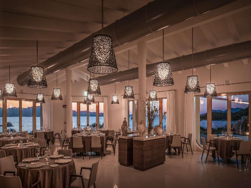 Cala Cuncheddi - VRetreats - Restoran