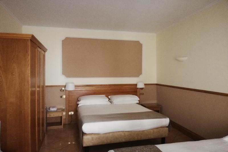 Leopardi Napoli - Oda