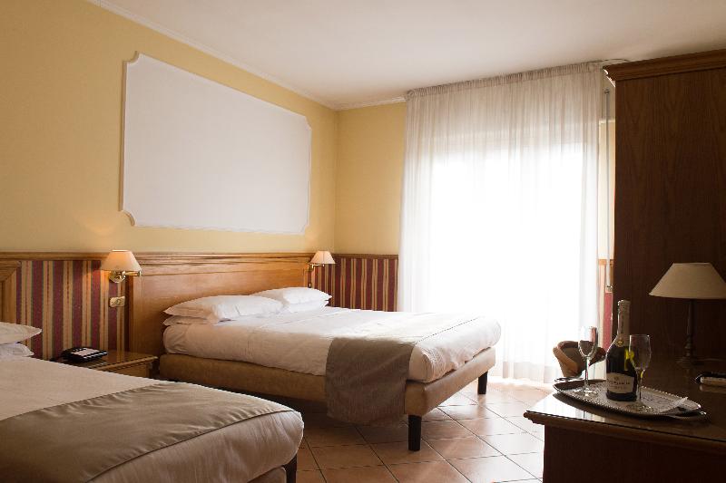 Leopardi Napoli - Oda