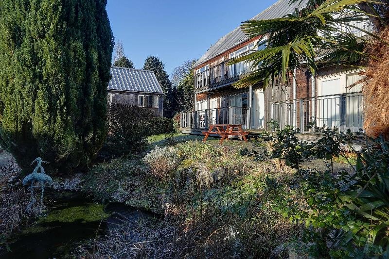 The Oaklands Hotel - Genel
