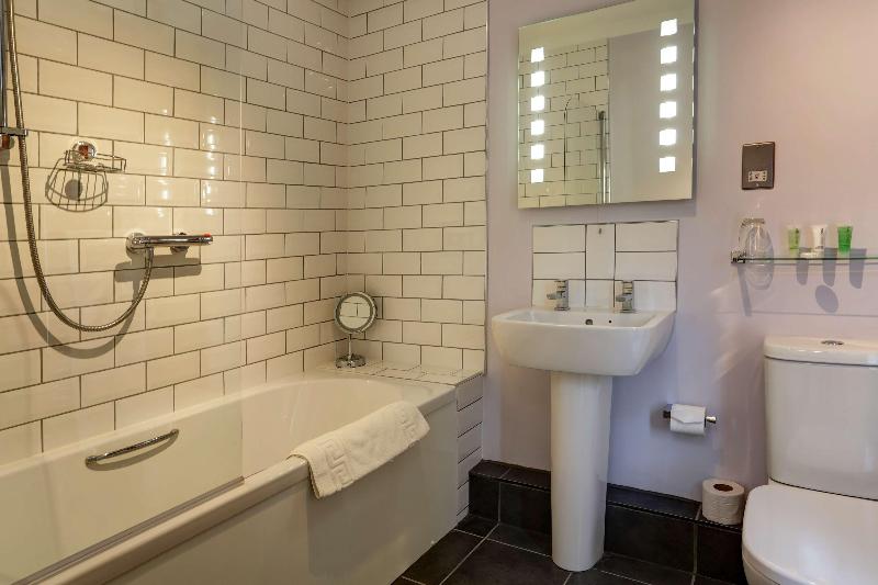 The Oaklands Hotel - Genel