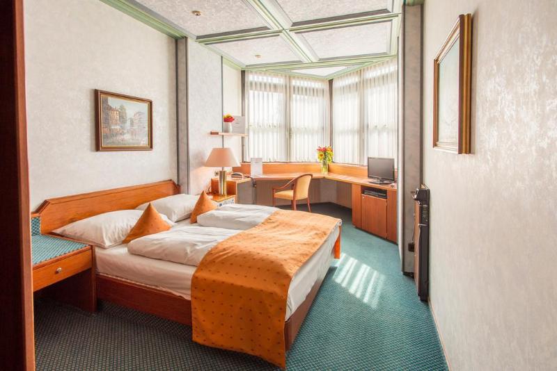 Best Living Arotel Nürnberg - Genel