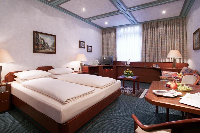 Best Living Arotel Nürnberg - Genel