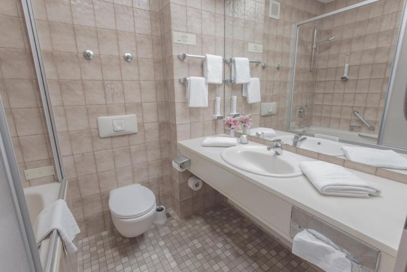 Best Living Arotel Nürnberg - Genel