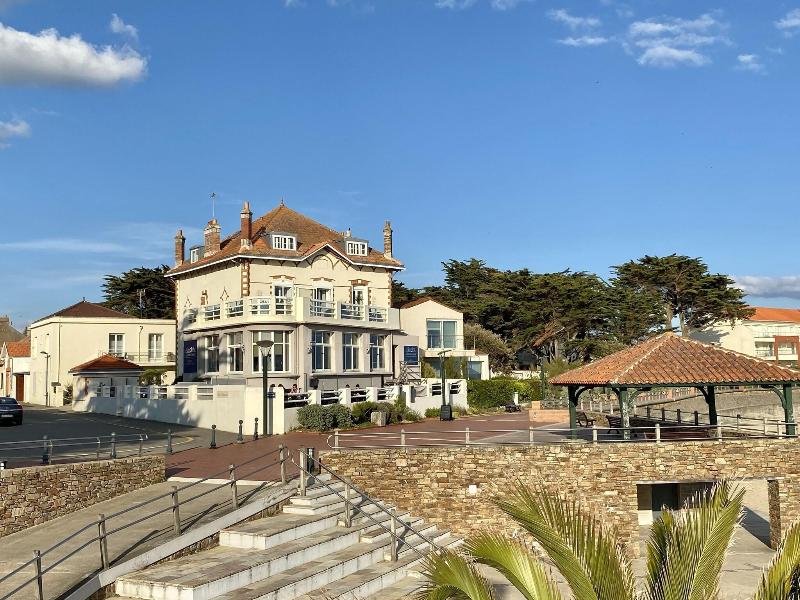 Le Grand Large - Genel