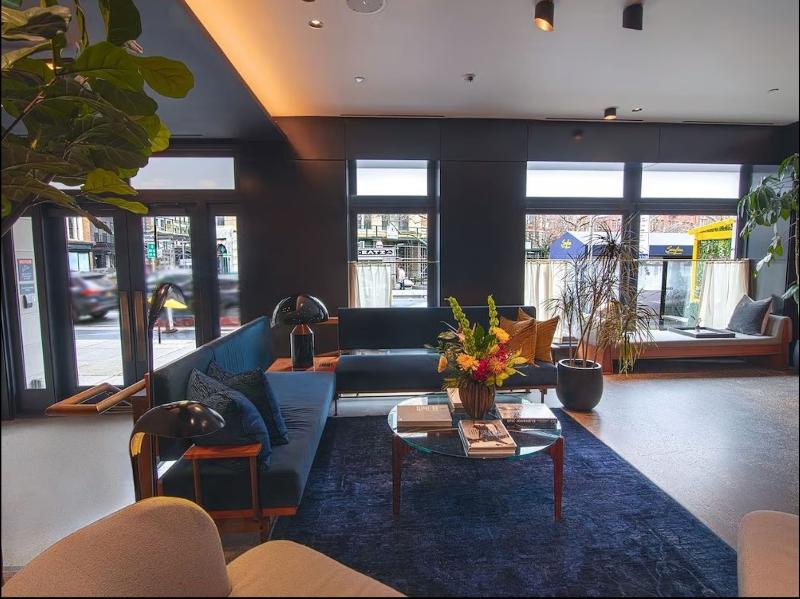The Frederick Hotel - Lobi