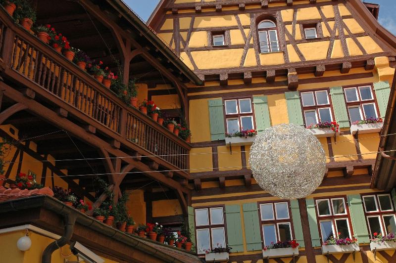 Hezelhof - Genel