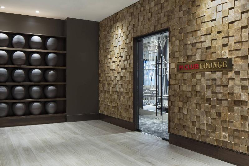New York LaGuardia Airport Marriott - Lobi