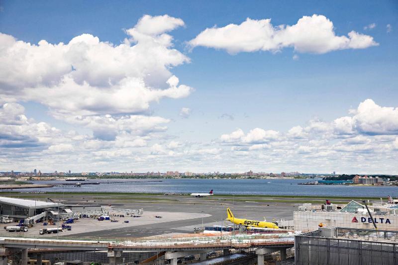 New York LaGuardia Airport Marriott - Oda