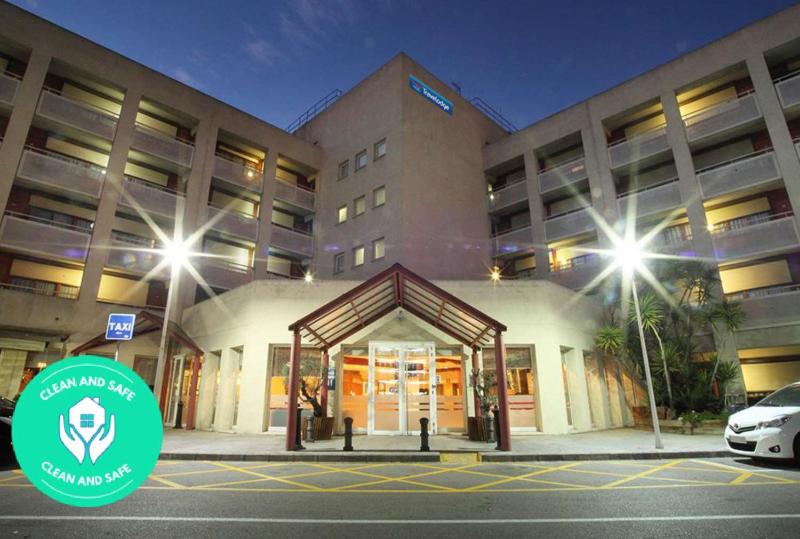 Travelodge Barcelona del Vallès - Genel