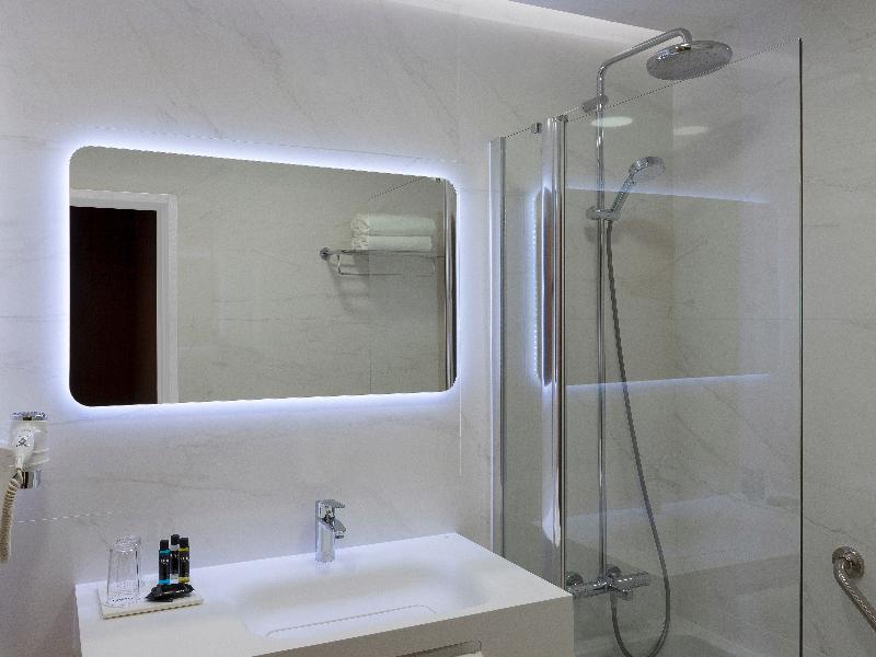Lutecia Smart Design Hotel - Oda