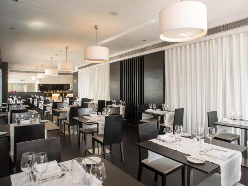Lutecia Smart Design Hotel - Restoran