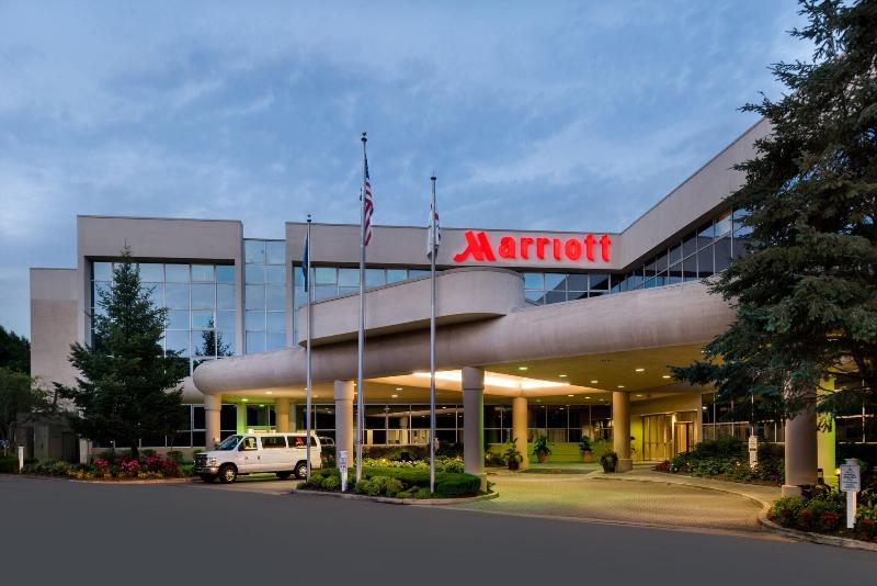 Marriott Melville Long Island - Genel