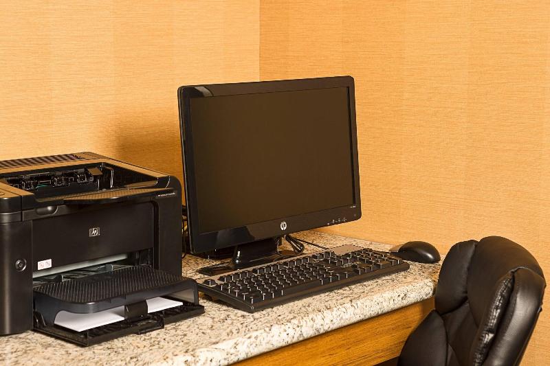Fairfield Inn New York LaGuardia Airport/Flushing - Toplantı