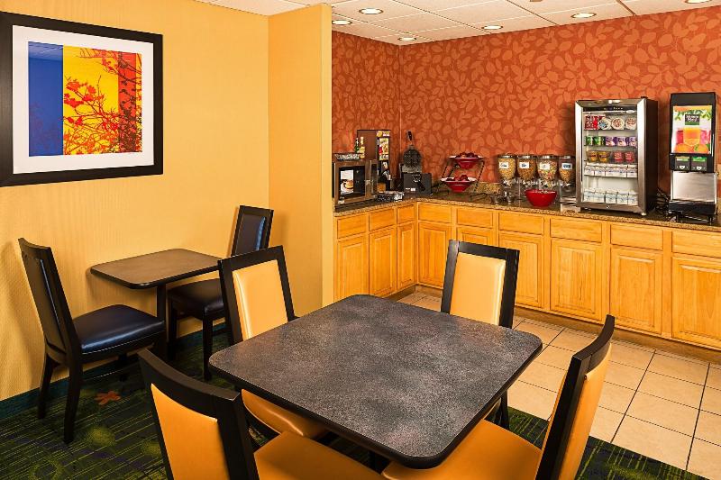 Fairfield Inn New York LaGuardia Airport/Flushing - Restoran