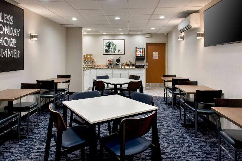 Fairfield Inn New York LaGuardia Airport/Flushing - Restoran