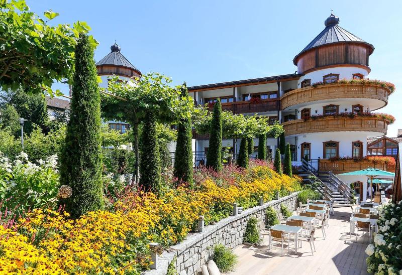 Bayerischer Hof - Genel
