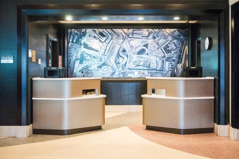 Courtyard New York JFK Airport - Lobi