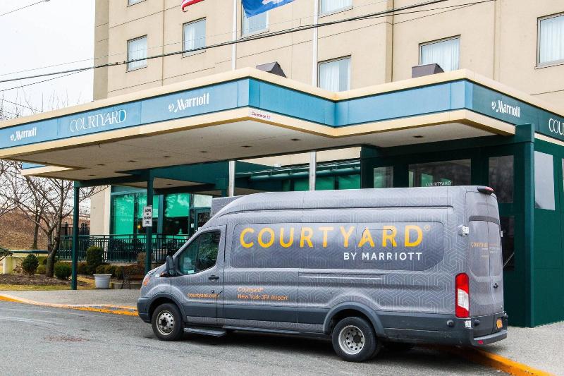 Courtyard New York JFK Airport - Genel