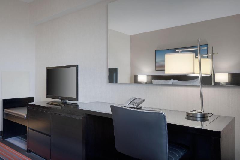 Courtyard New York JFK Airport - Oda