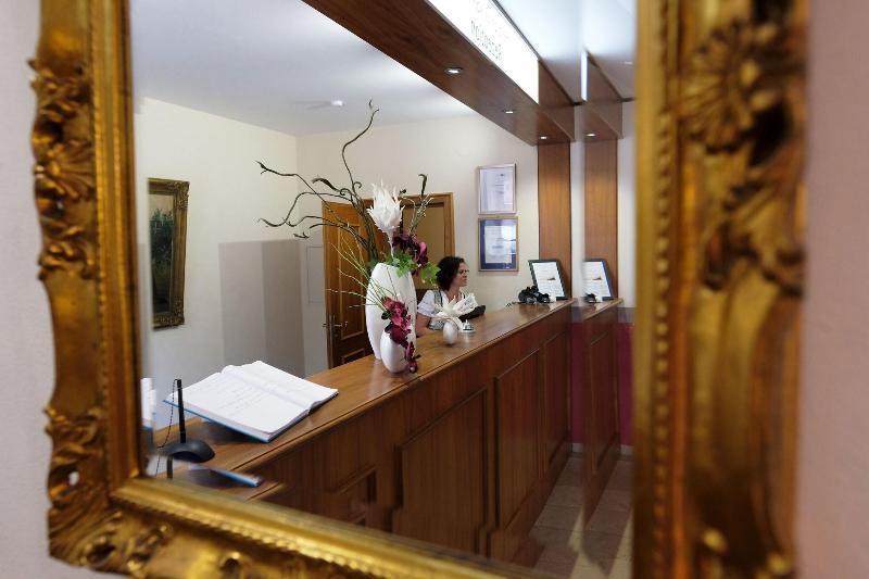 Romantica Hotel Blauer Hecht - Lobi