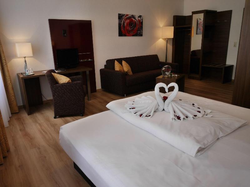 Romantica Hotel Blauer Hecht - Genel