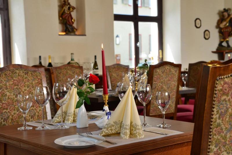 Romantica Hotel Blauer Hecht - Restoran