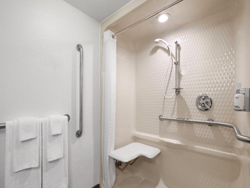 Garner Hotel Totowa - Oda